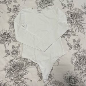 Babaton Contour Crew Longsleeve Bodysuit Size Large BNWOT